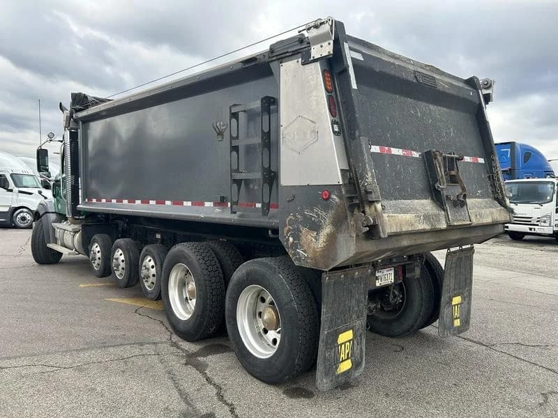 2022 Western Star 49X in Cincinnati, OH — photo 4