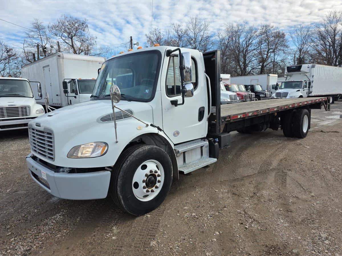 2018 Freightliner M2 106