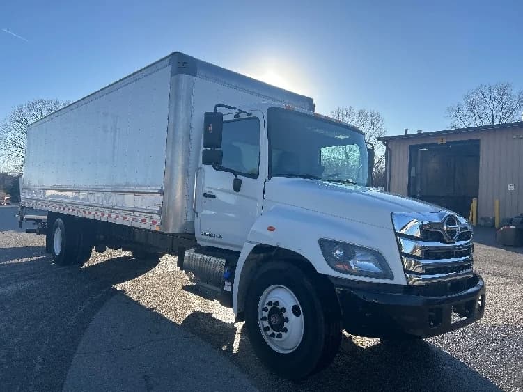 2021 Hino L6