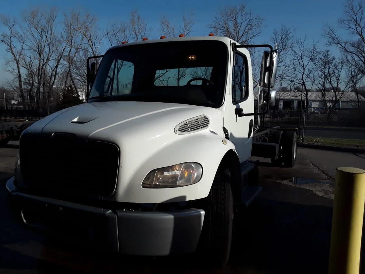 2020 Freightliner M2 106