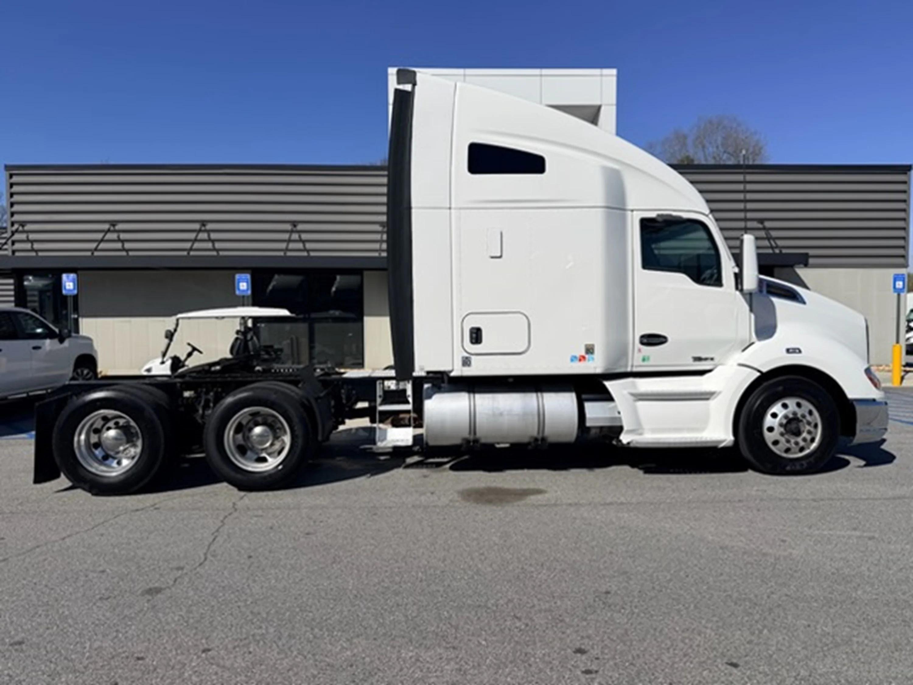 2019 Kenworth T680 in ATLANTA (700 & 703), GA — photo 2