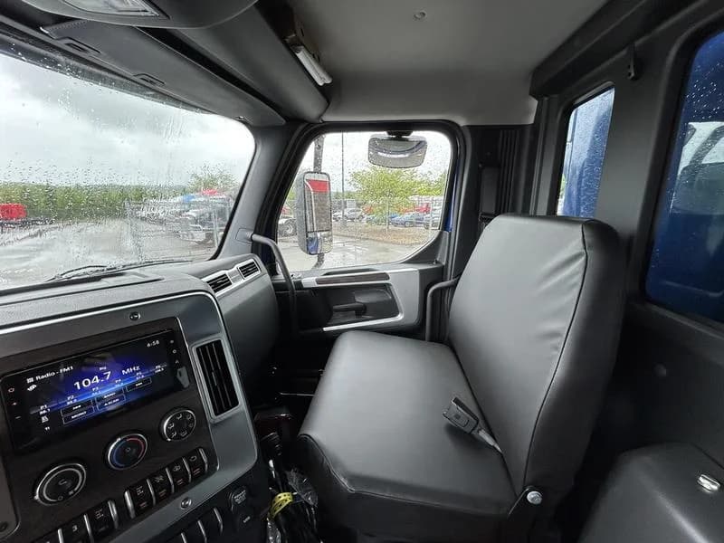 2025 Western Star 49X in Pittsburgh, PA — photo 17
