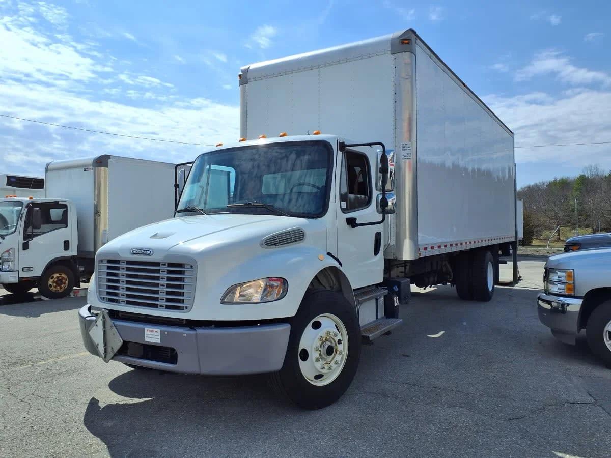 2019 Freightliner M2 106