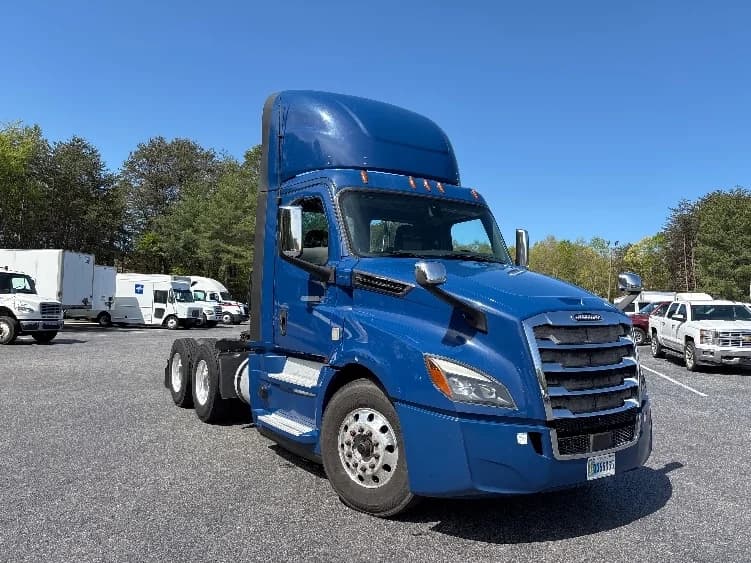 2020 Freightliner Cascadia in Concord, NC