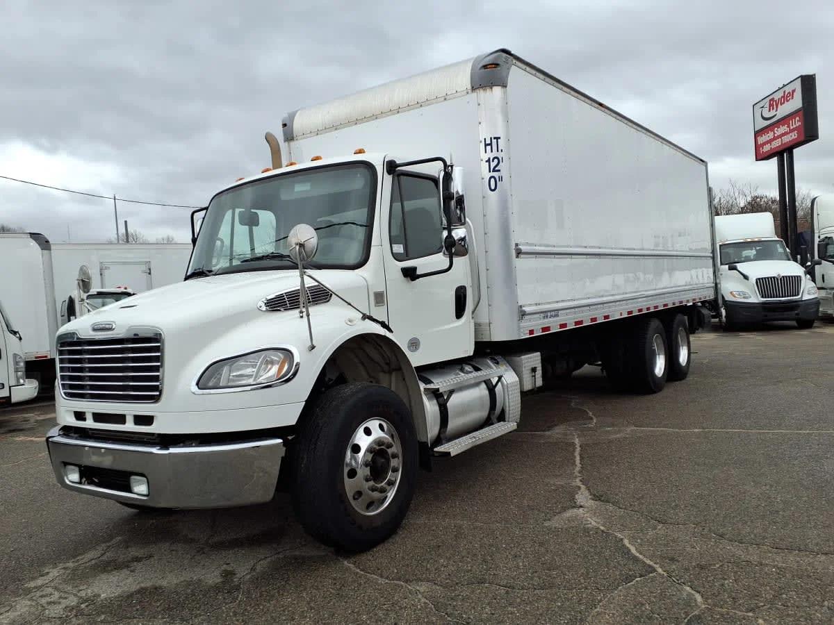 2020 Freightliner M2 106