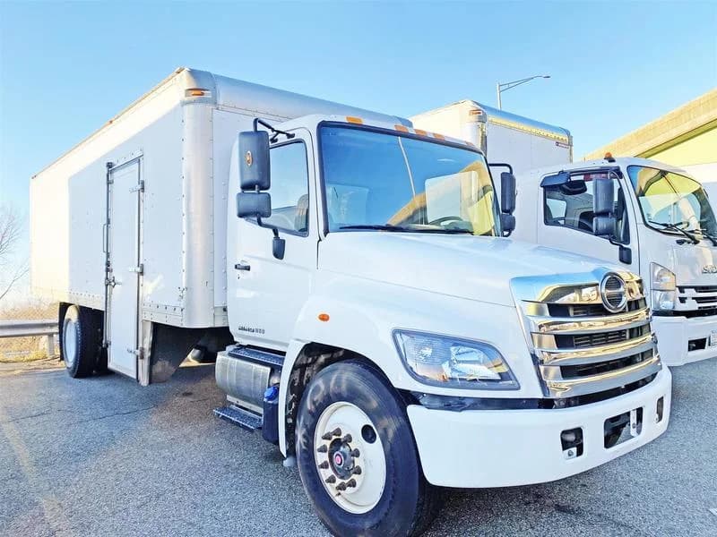 2015 Hino 268