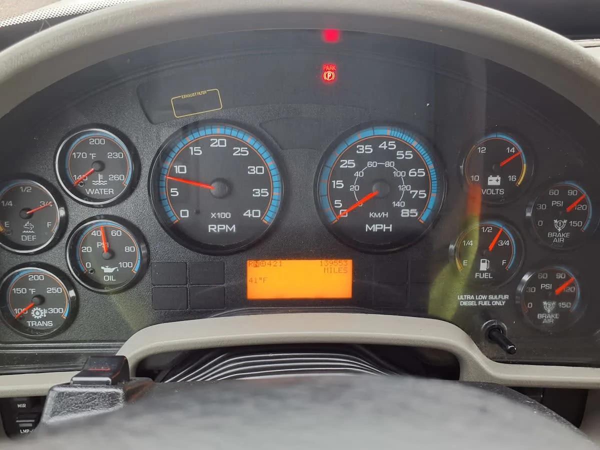 2018 International 4300 in Taylor, MI — photo 11