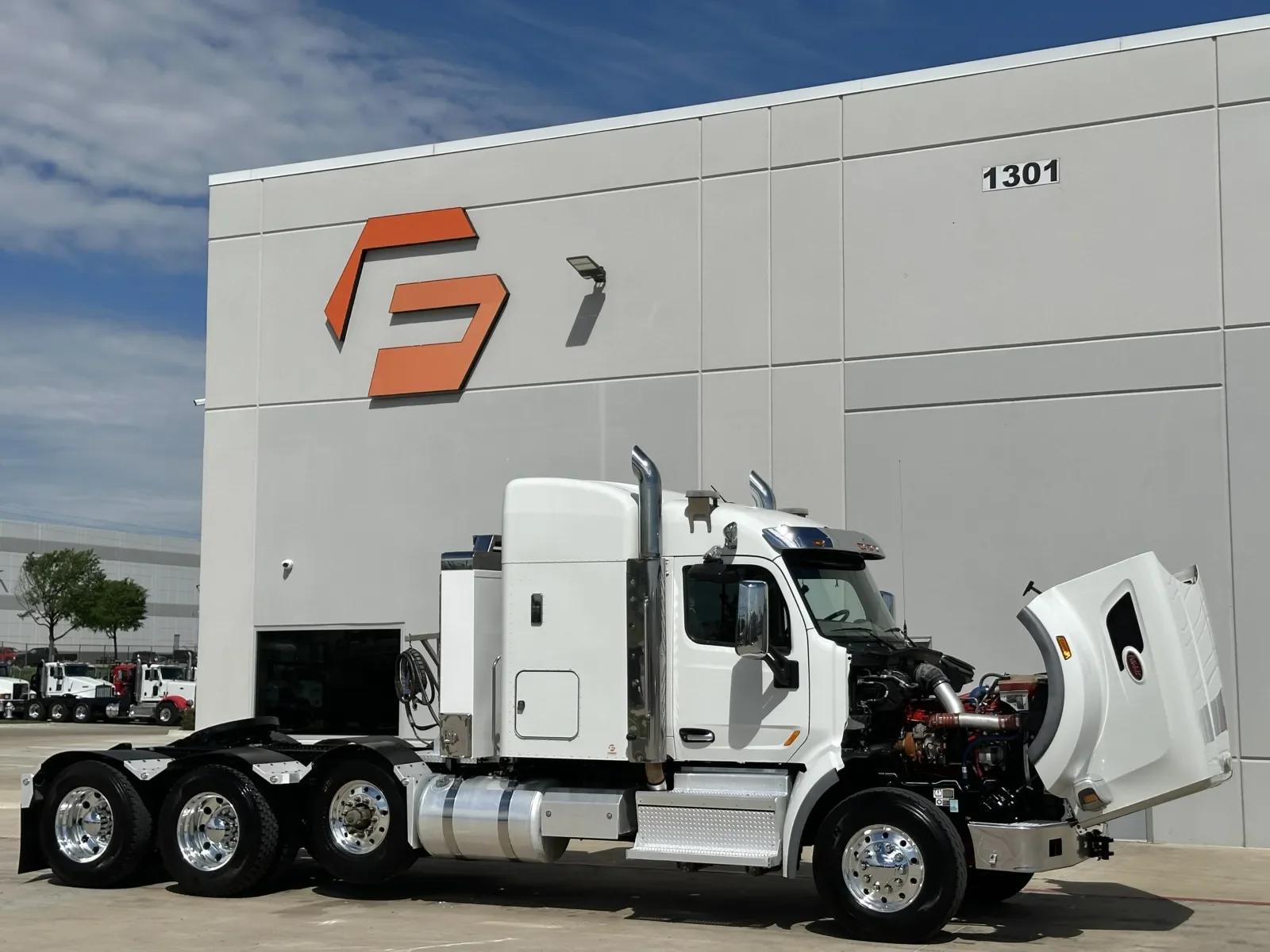 2022 Peterbilt 567 in Hutchins, TX — photo 9