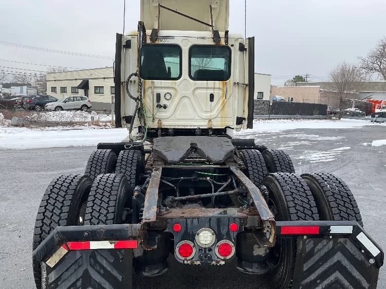 2018 Freightliner Cascadia in Albany, NY — photo 6