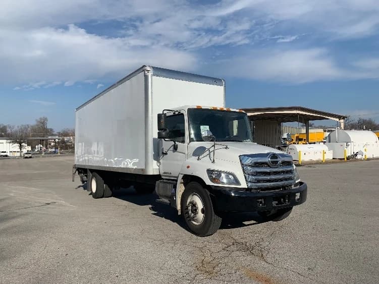 2021 Hino L6