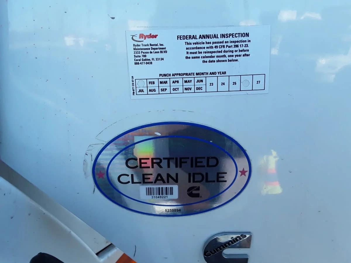 2020 International LT in Altoona, IA — photo 12