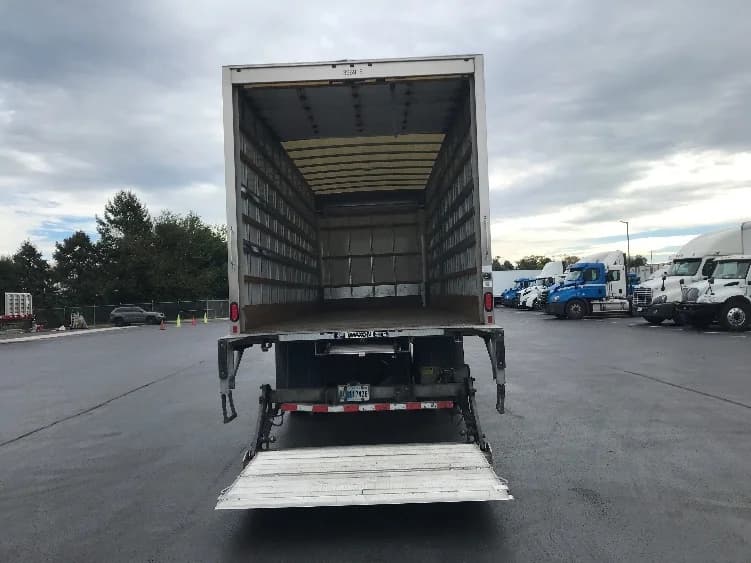 2022 Freightliner M2 106 in Lancaster, PA — photo 9