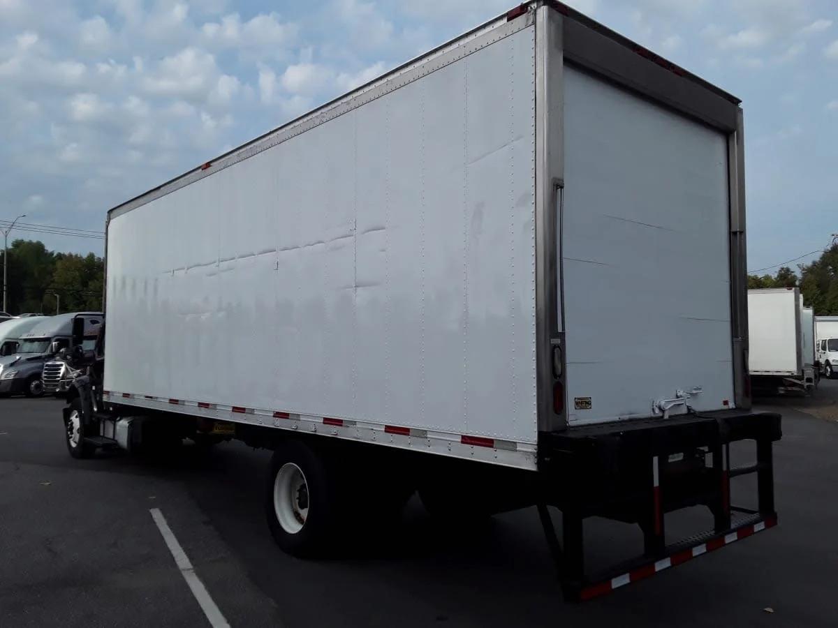 2018 Freightliner M2 106 in Charlotte, NC — photo 6