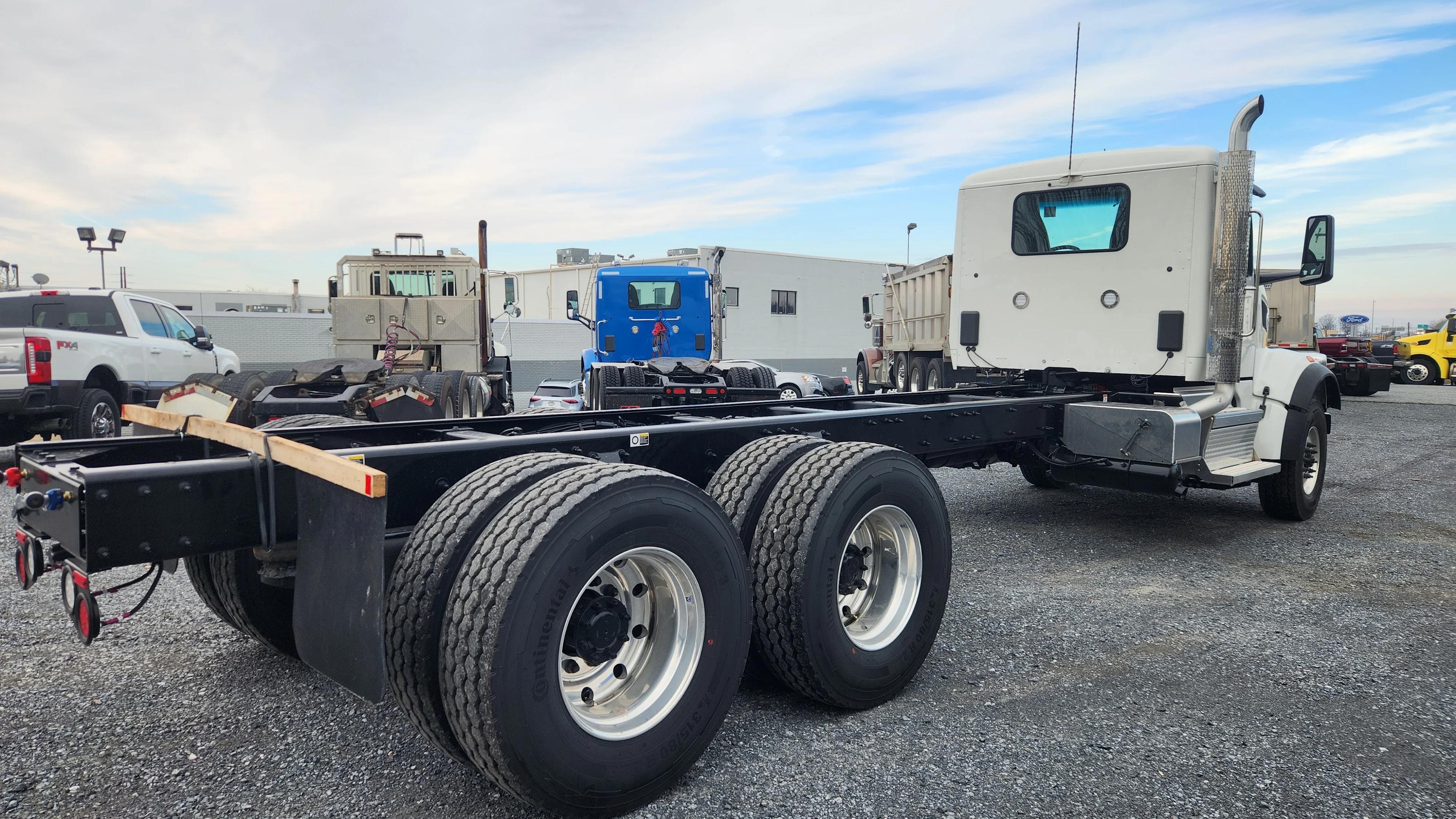 2026 Peterbilt 567 in LANCASTER, PA — photo 5