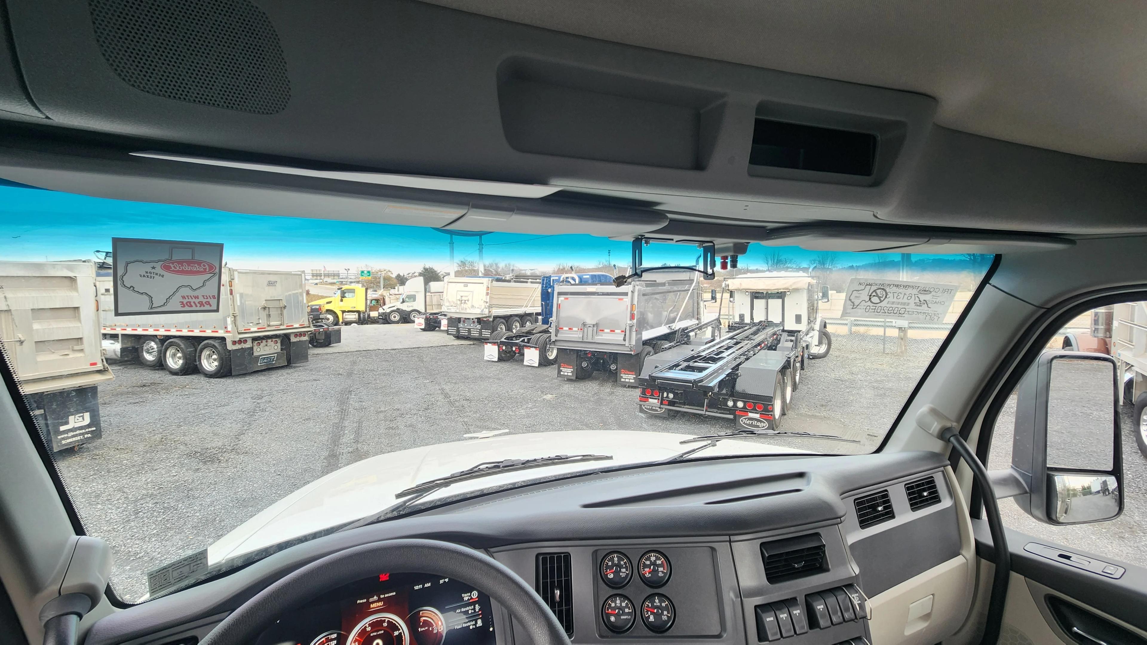 2026 Peterbilt 567 in LANCASTER, PA — photo 21
