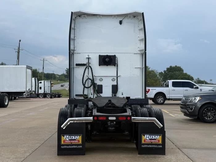 2022 Peterbilt 579 in Lowell, AR — photo 5