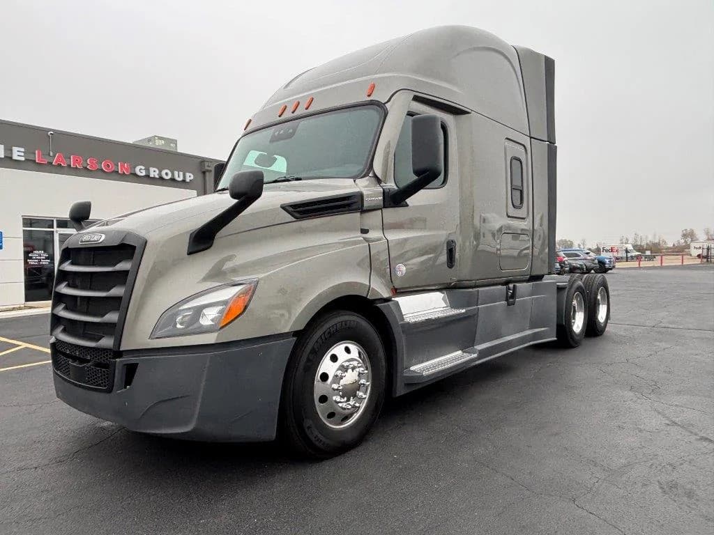 2023 Freightliner Cascadia
