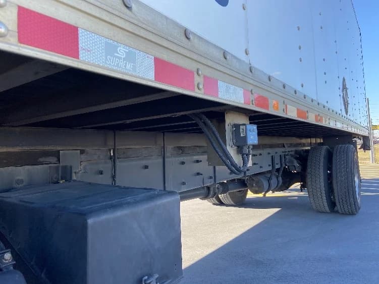 2021 Freightliner M2 106 in San Antonio, TX — photo 5