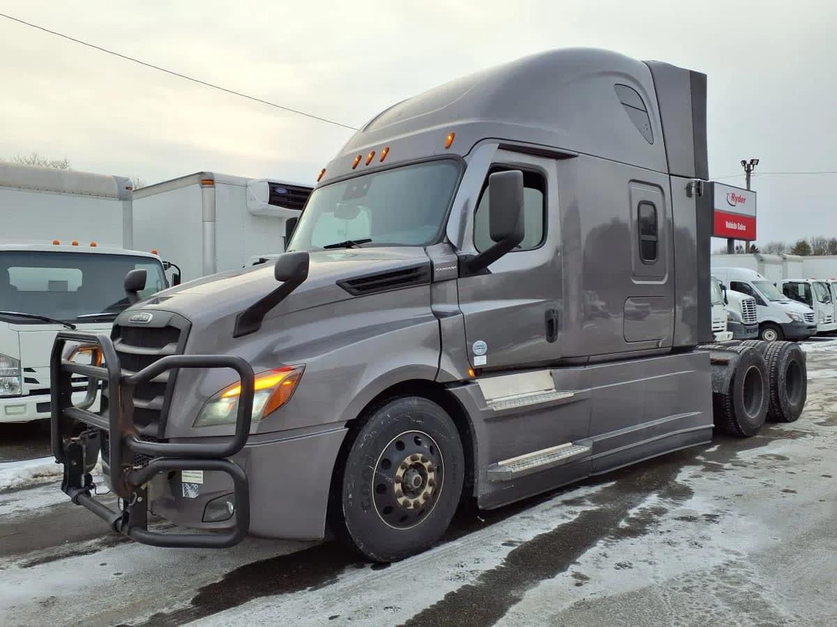 2020 Freightliner Cascadia