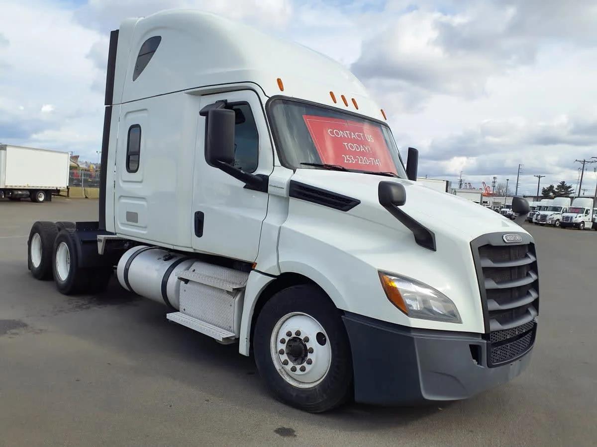 2020 Freightliner Cascadia in Tacoma, WA — photo 3