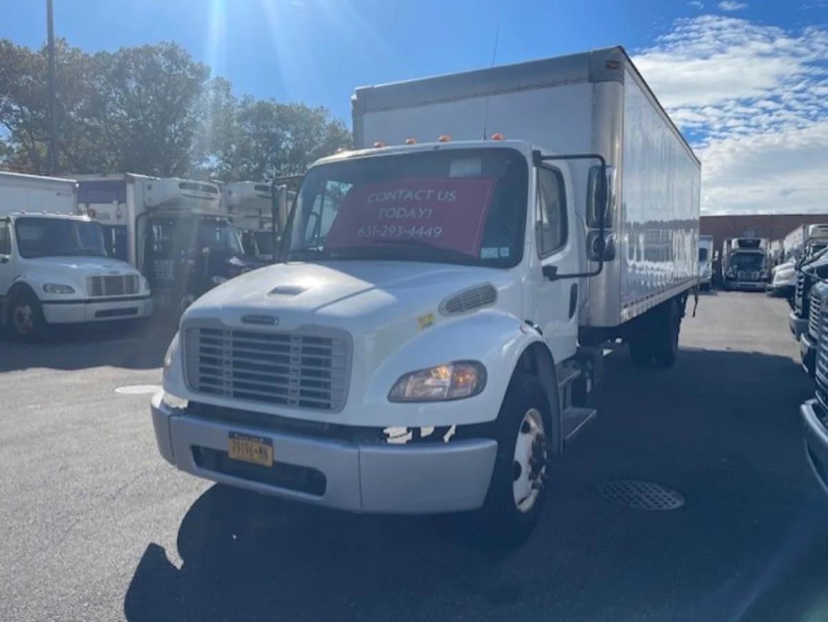 2017 Freightliner M2 106