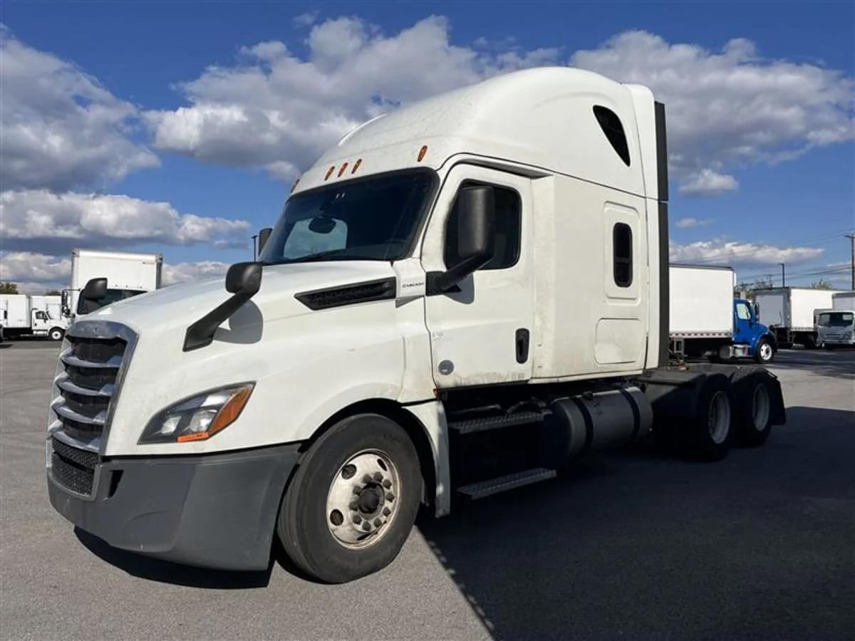 2020 Freightliner Cascadia