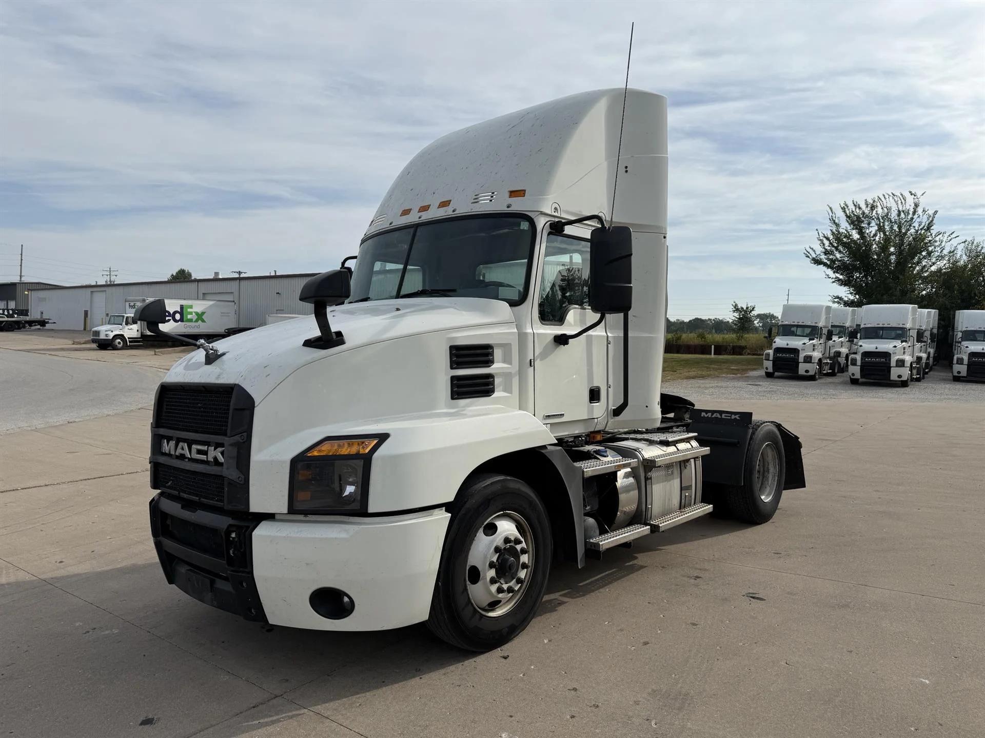 2019 Mack