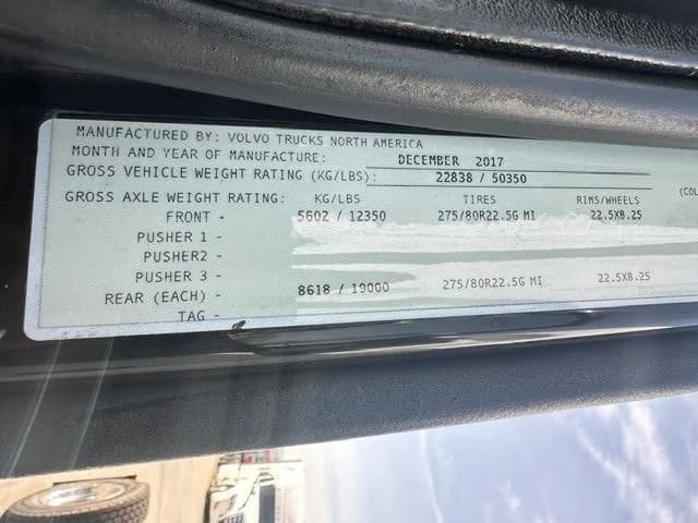 2018 Volvo VNR 640 — photo 8