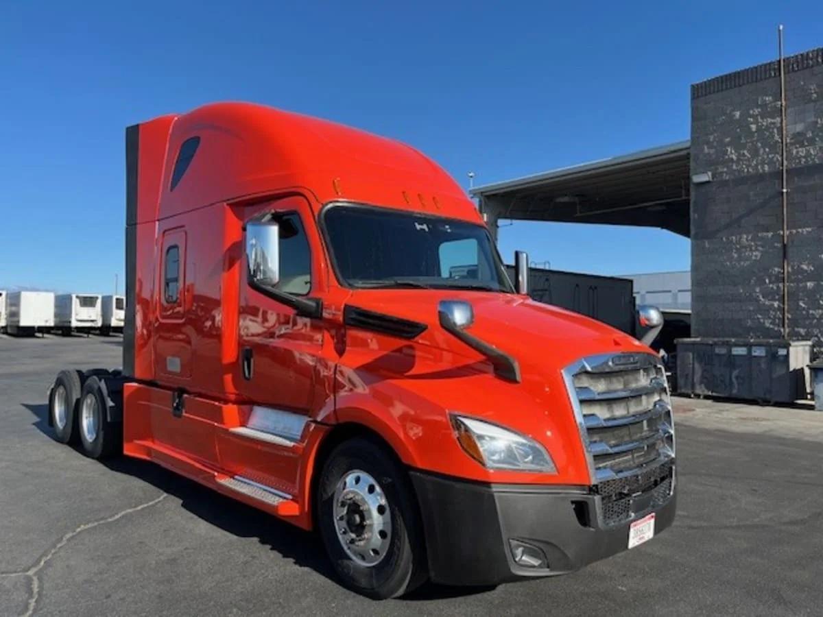 2020 Freightliner Cascadia