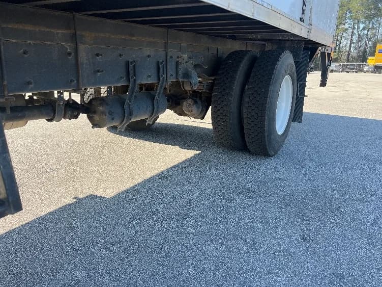 2017 Freightliner M2 106 in Florence, SC — photo 5