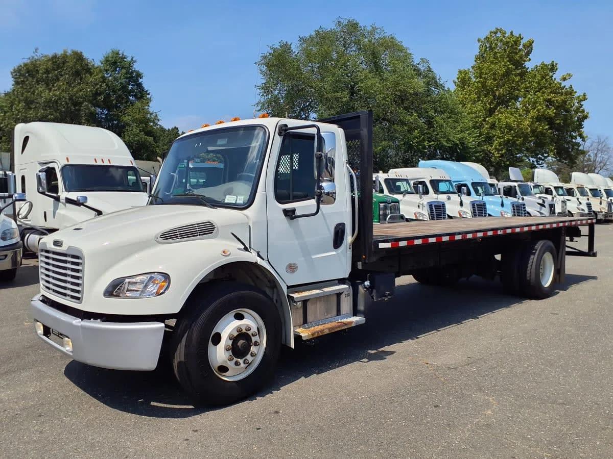 2020 Freightliner M2 106