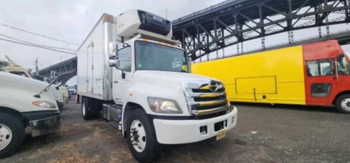 2016 Hino 268