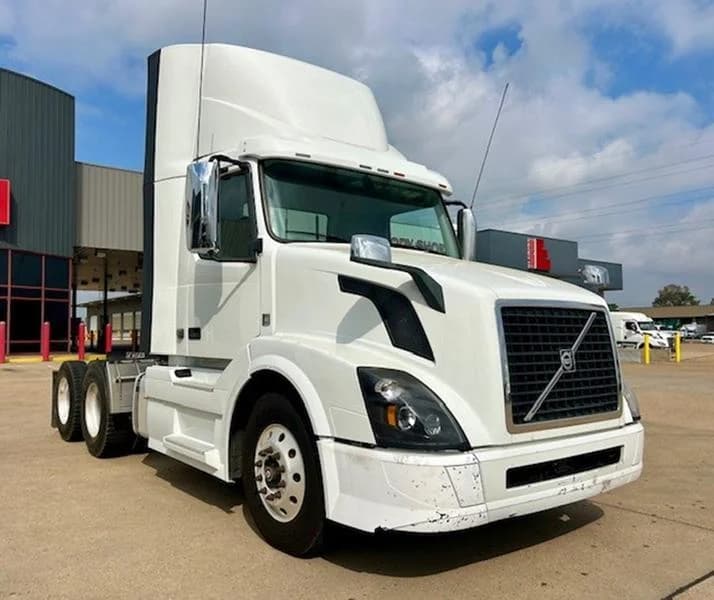 2018 Volvo VNL 300