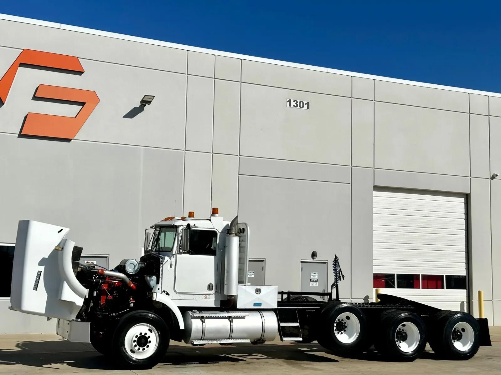 2001 Kenworth T800 in Hutchins, TX — photo 10