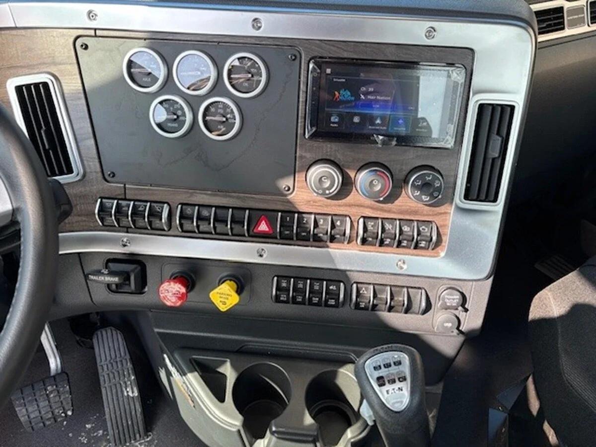 2026 Western Star 49X in La Crosse, WI — photo 13
