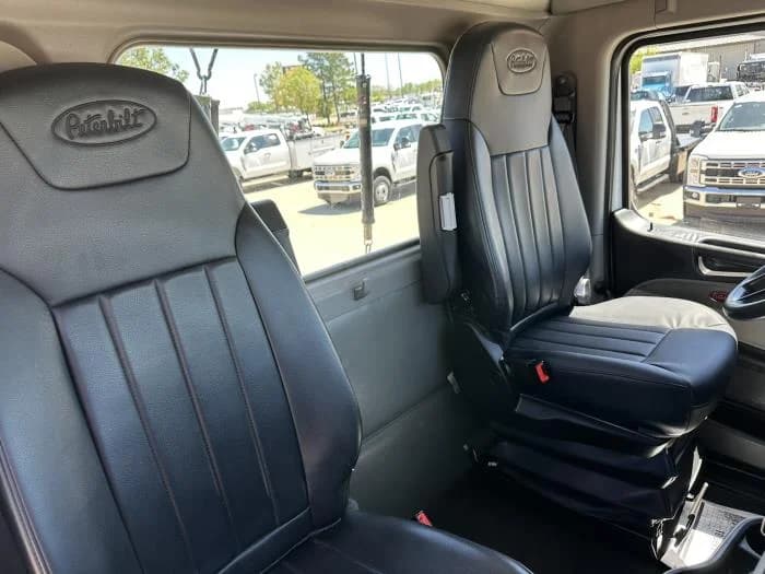 2023 Peterbilt 567 — photo 10