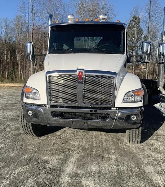 2025 Kenworth T280