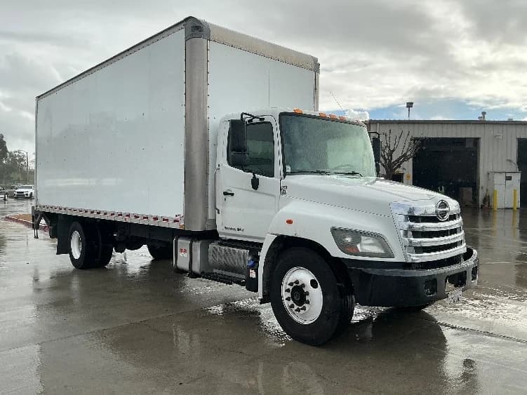 2019 Hino 268 in Fontana, CA