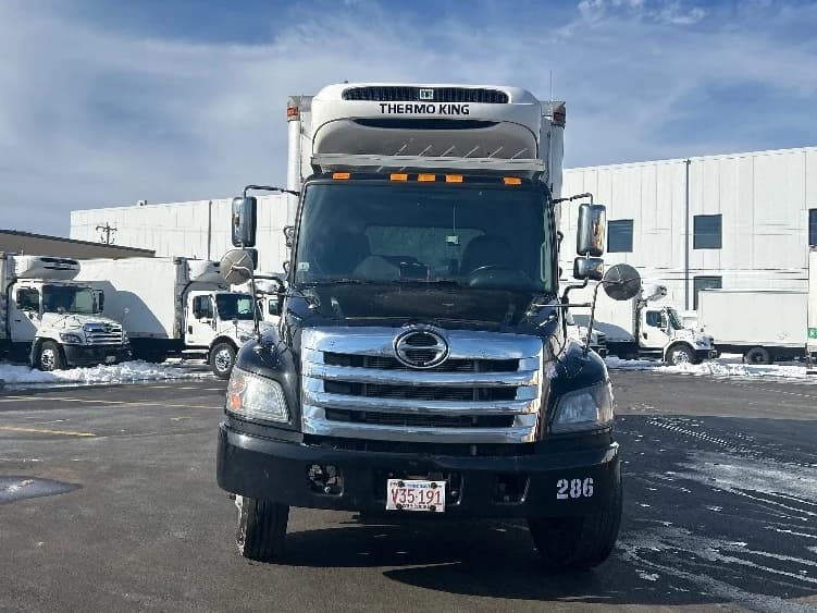 2020 Hino 268 in Braintree, MA — photo 2