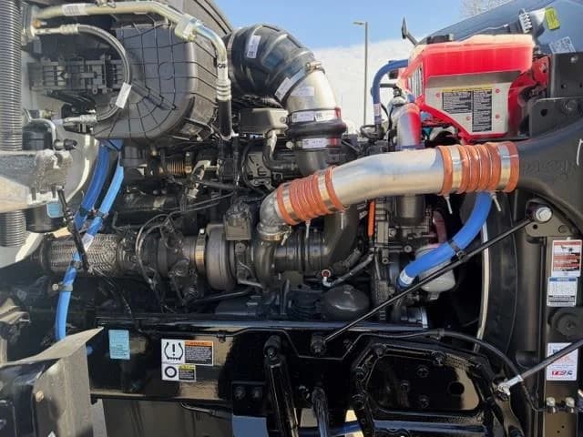 2027 Peterbilt 567 in Fort Worth, TX — photo 16