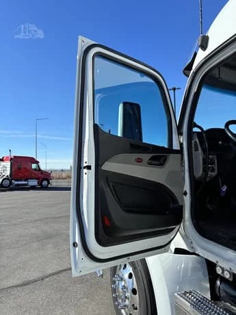 2023 Peterbilt 567 in Jerome, ID — photo 33