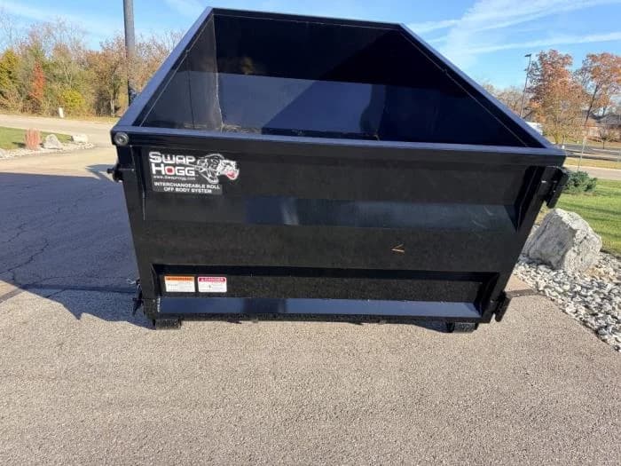 2025 Isuzu NRR in Dayton, OH — photo 11
