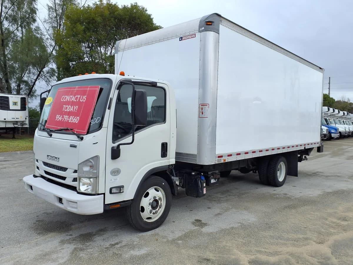 2019 Isuzu NRR