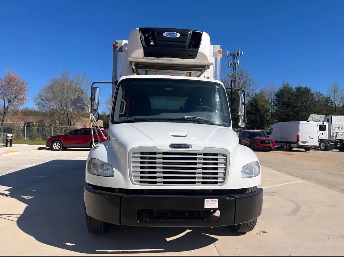 2017 Freightliner M2 106 in Greensboro, NC — photo 2