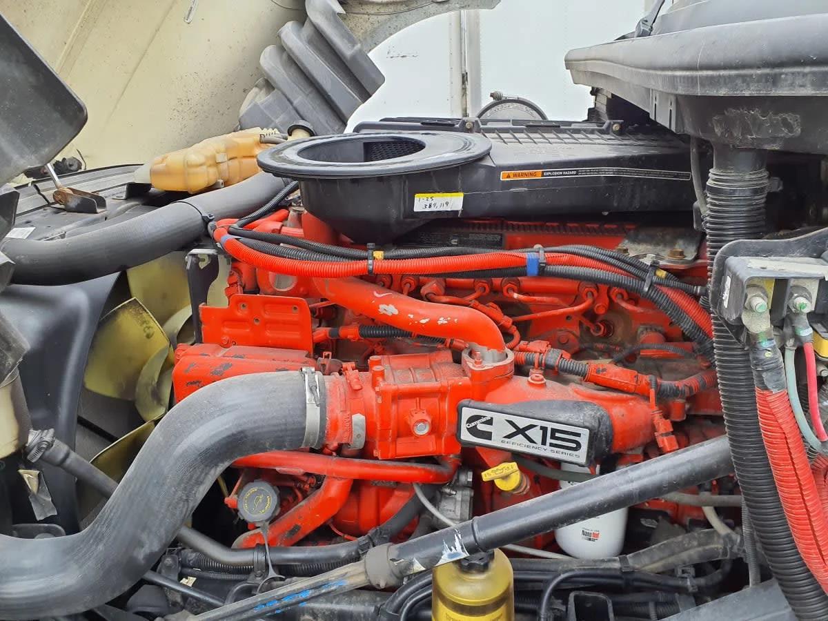 2019 International LT in Indianapolis, IN — photo 9