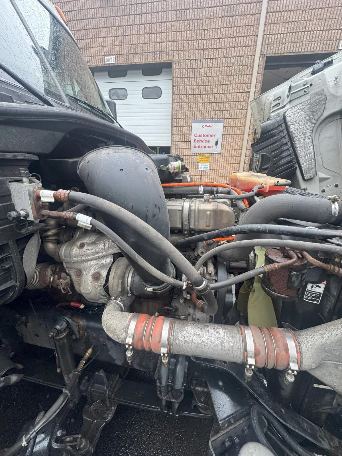 2019 Freightliner Cascadia in Kearny, NJ — photo 10