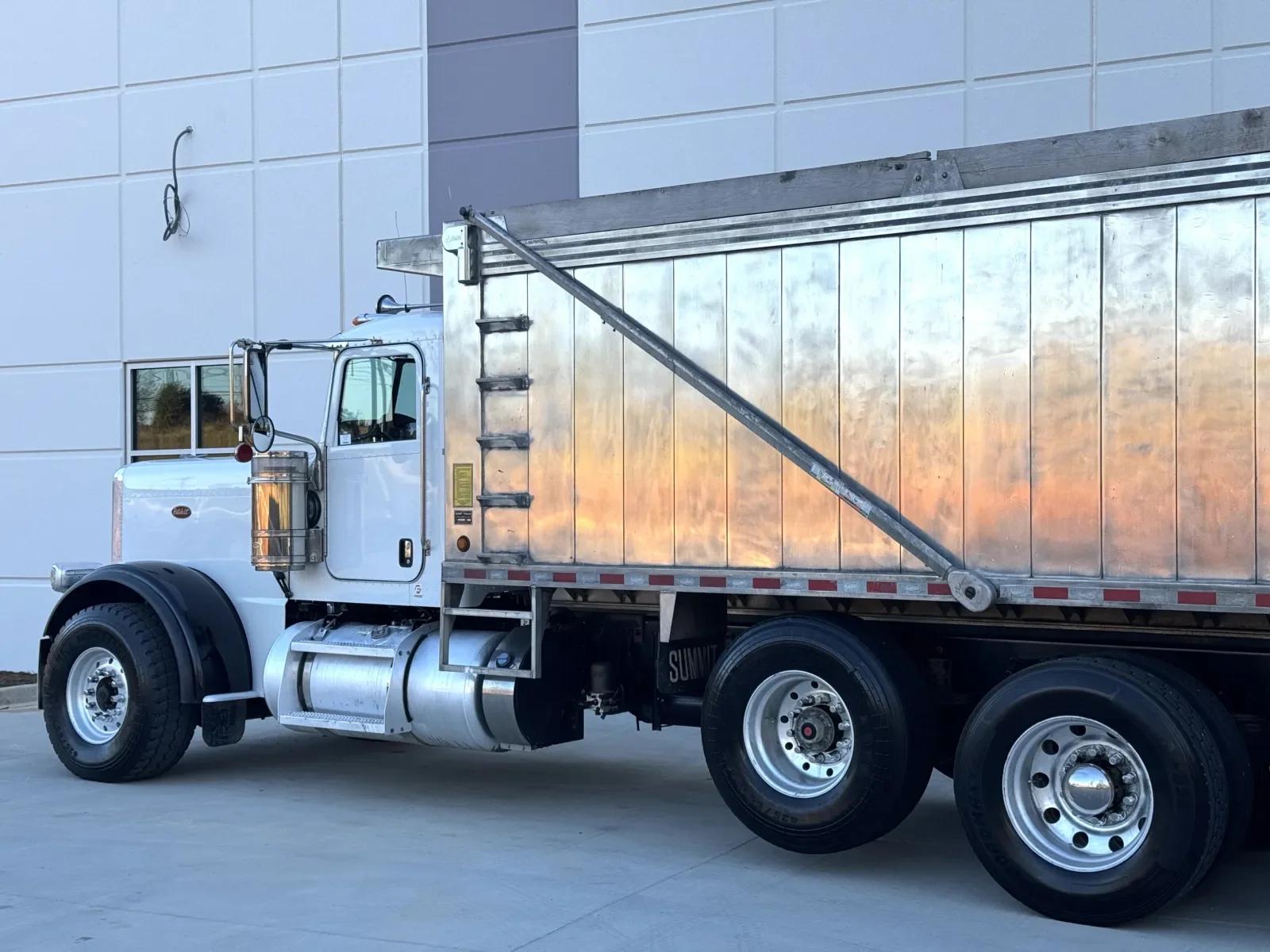 2020 Peterbilt 389 in Greer, SC — photo 9