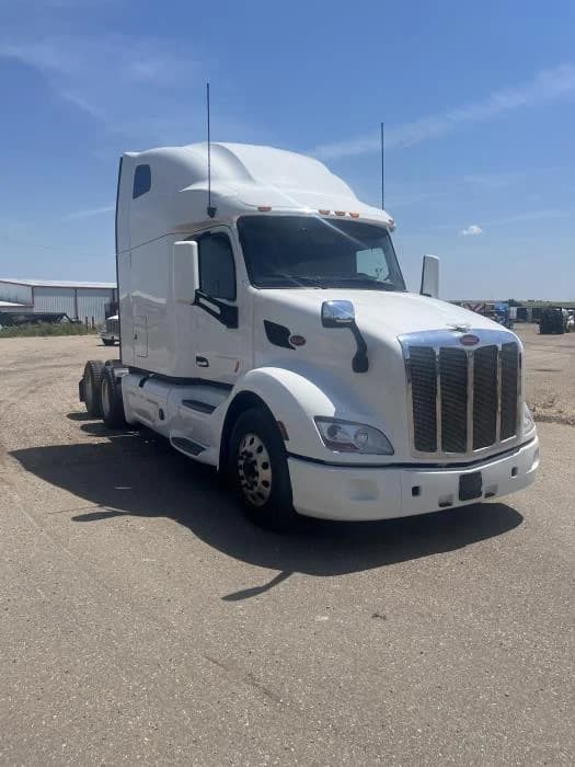 2022 Peterbilt 579 in Amarillo, TX — photo 4