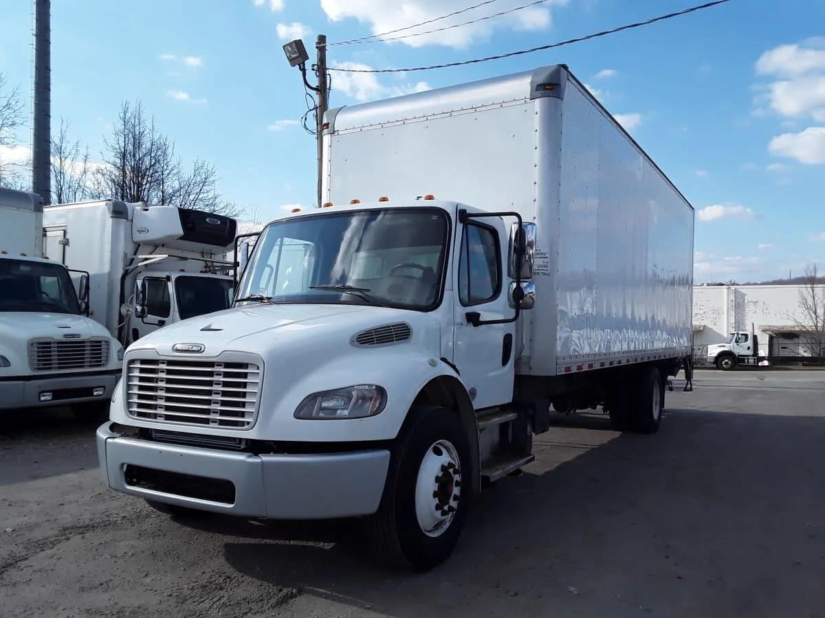 2018 Freightliner M2 106