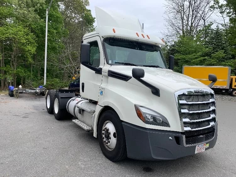 2019 Freightliner Cascadia in Franklin, MA